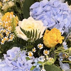 Silver Flower Subscription Service